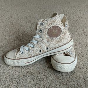 High top Converse